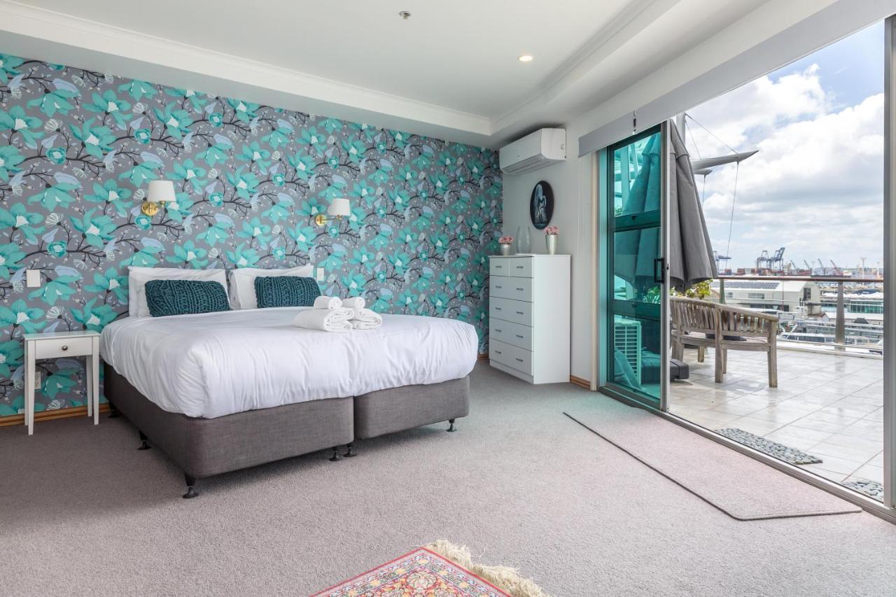 Stunning Waterfront Location With Huge Balcony! Apartment Auckland Bagian luar foto