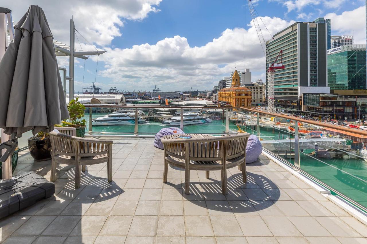 Stunning Waterfront Location With Huge Balcony! Apartment Auckland Bagian luar foto
